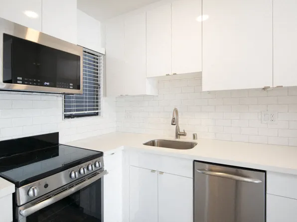 5635 Anza Street Apartments