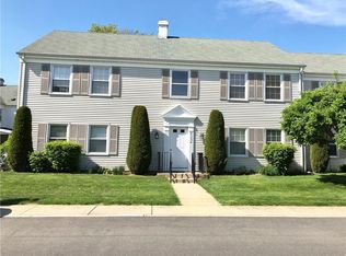 524 Spencer Ln #A, Monroe Township, NJ 08831