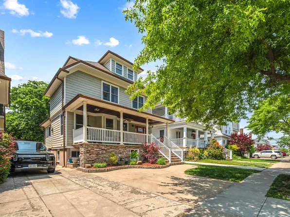 237 Beach 119 St, Rockaway Park, NY 11694