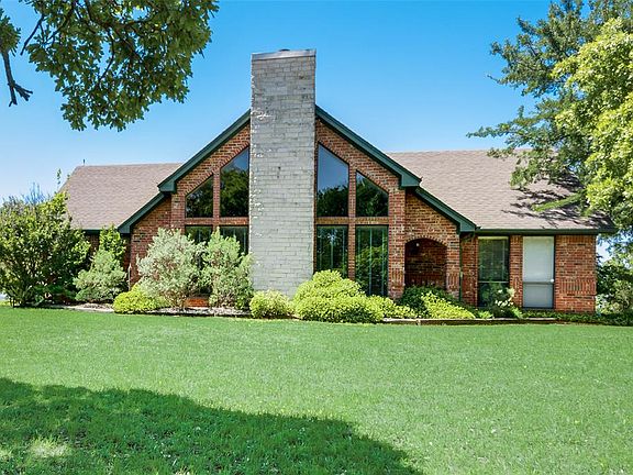 2nd image of 1504 Whispering Oaks Ct