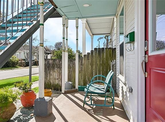 2nd image of 1324 Cambronne St #101