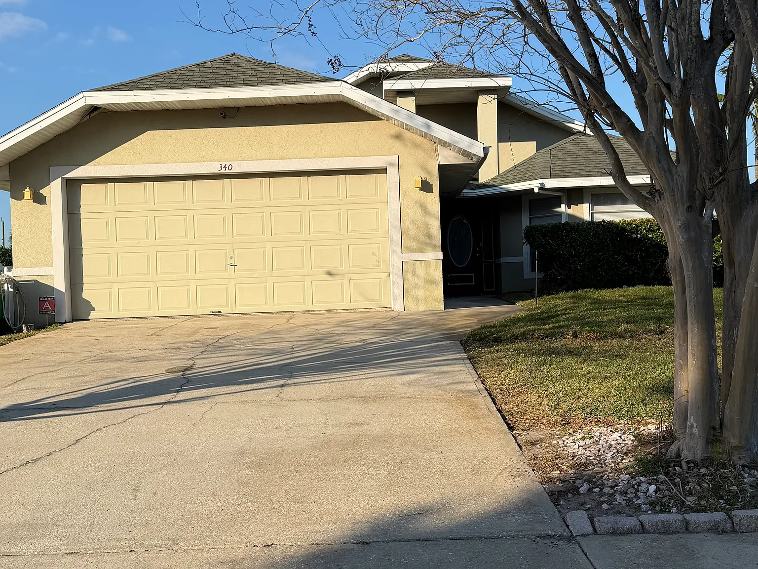 3 bed, 1766 sqft, $2,350 — Photo 1