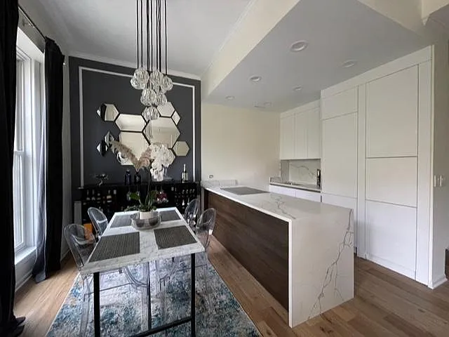 104 W Oak St #2W — Photo 5