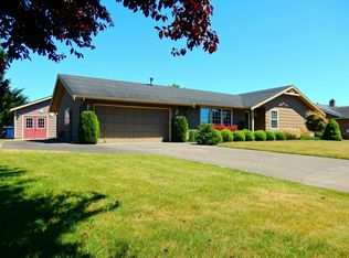 8655 Brookfield Dr, Lynden, WA 98264