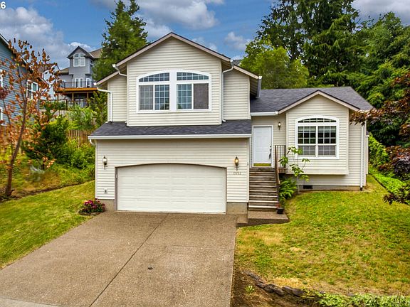 2nd image of 15722 SW Bowmen Ct