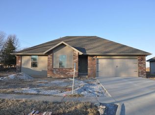 1226 S Calabria Ave, Republic, MO 65738