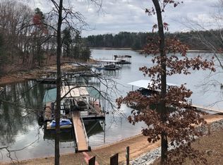9540 Lisa Cir, Gainesville, GA 30506