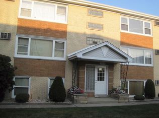 6939 W 64th Pl APT 11, Chicago, IL 60638