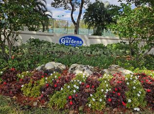 108 Gardens Dr APT 204, Pompano Beach, FL 33069