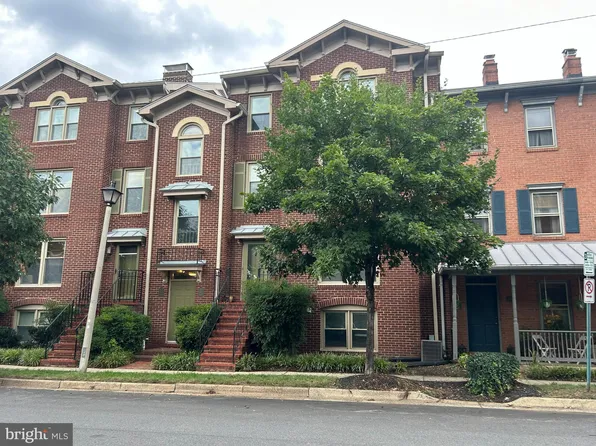 1513 Oronoco St, Alexandria, VA 22314