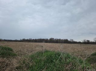 6424 Sherwood Par C F Rd #2, Fowlerville, MI 48836