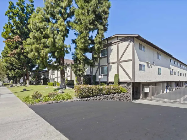 Stonehedge Apartments, 2515 W Lincoln Ave #23, Anaheim, CA 92801