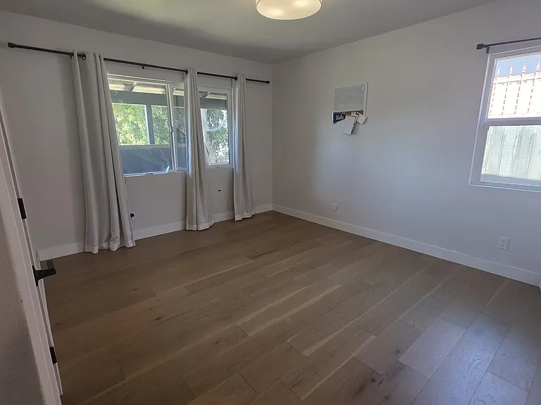 5418 Sanchez Dr — Photo 15
