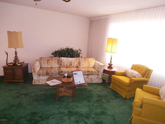 4th image of 12303 W La Terraza Dr