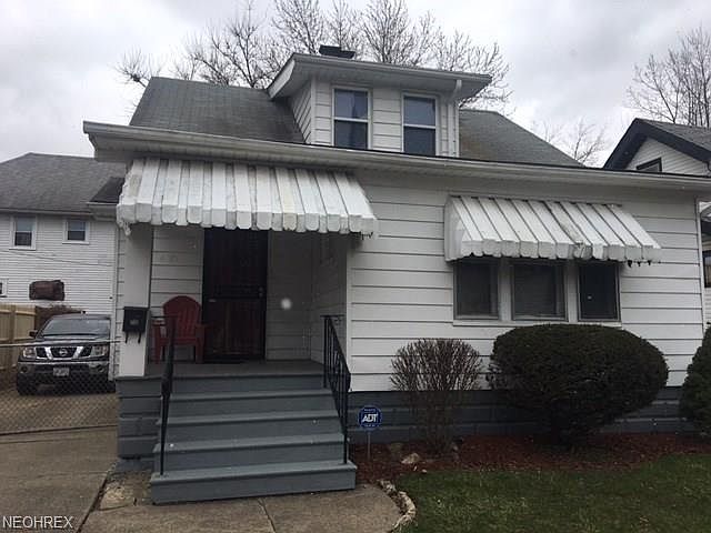 1st image of 4089 E 127th St