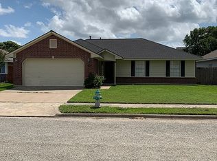 412 Williamsburg Ave, Victoria, TX 77904