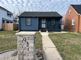 93 E 151st St, Harvey, IL