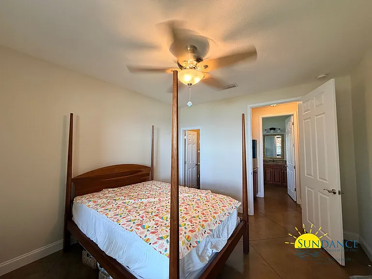 249 Beachview Dr — Photo 19