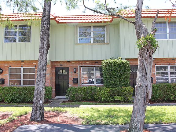 2nd image of 60 NE 20th Ct #7C