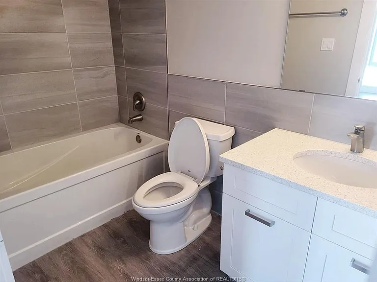 550 Sandison St #37 — Photo 15