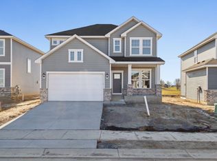 11608 Niagara Ln N, Osseo, MN 55369