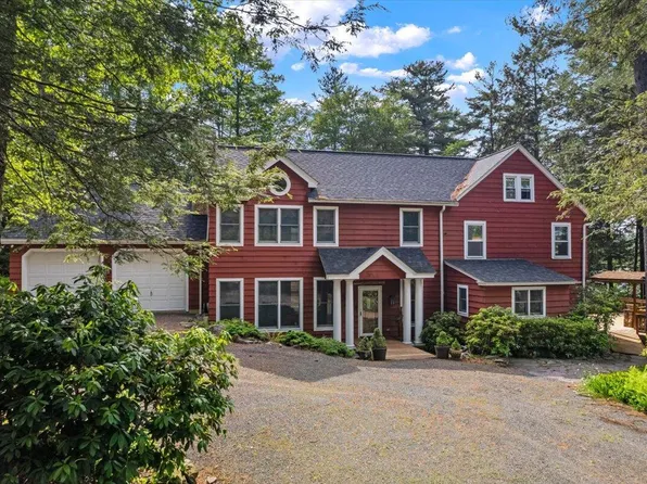 105 Waygood Way, Pocono Pines, PA 18350