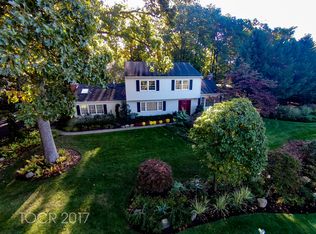 923 Briarwoods Rd, Franklin Lakes, NJ 07417