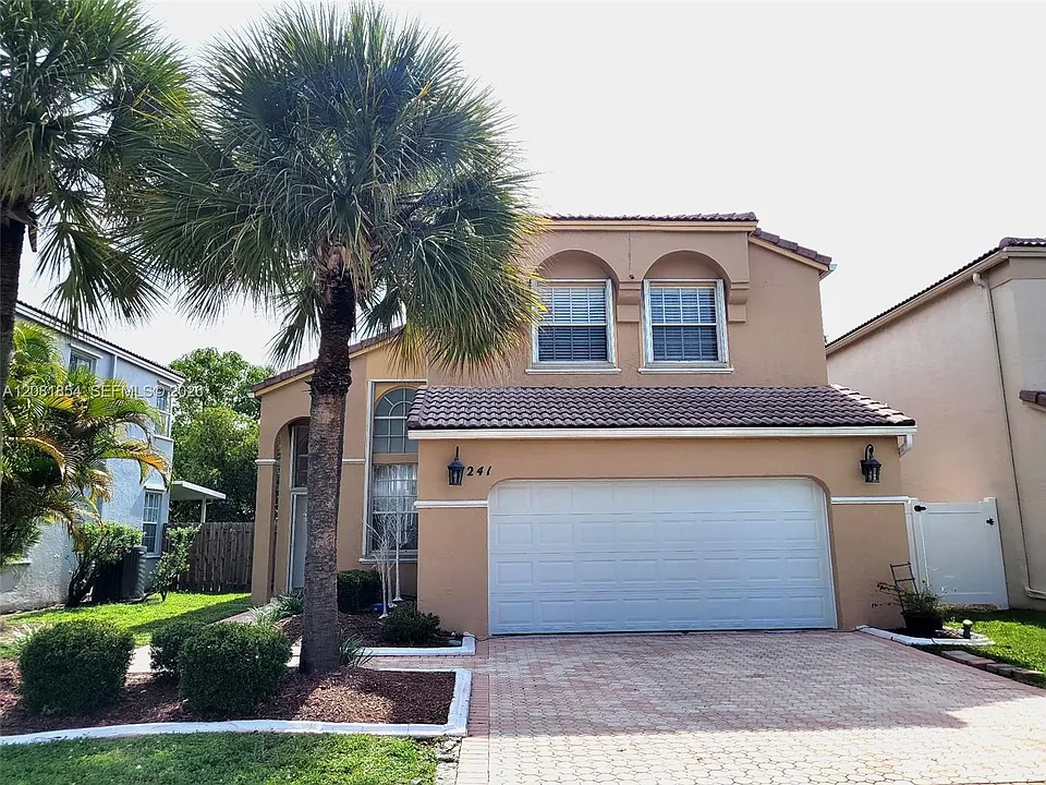 241 NW 154th Ave