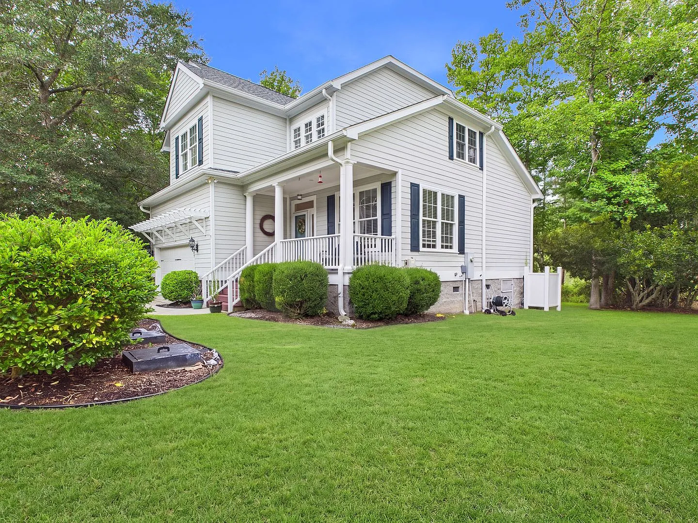 Beautiful Home In Oyster Harbour Neighborhood - Coming Soon!.!.! — Photo 2