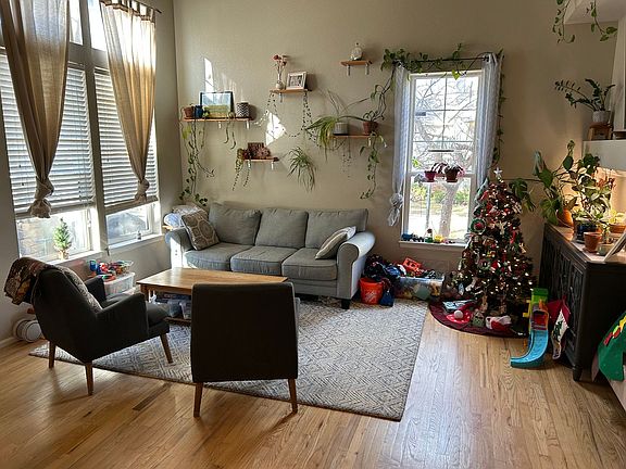 4th image of 10063 Grove Ct Unit C