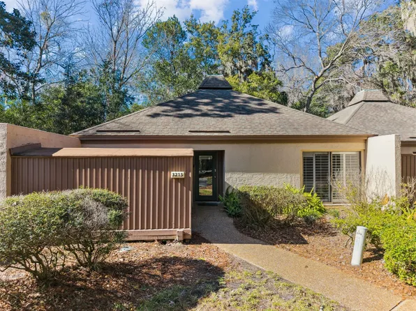 3215 Sea Marsh Rd, Fernandina Beach, FL 32034