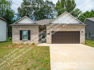 3737 Seaside Sparrow Cir, Bessemer, AL 35022