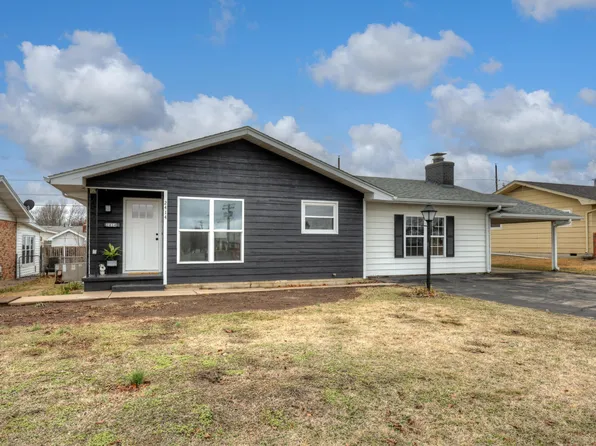 2414 Texas Avenue, Joplin, MO 64804