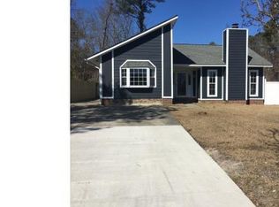 140 Maranatha Cir, Spring Lake, NC 28390
