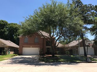 2018 Ridgeway Park Dr, Humble, TX 77339