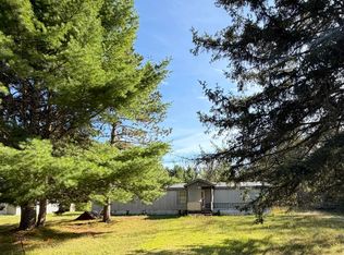 W12661 McDonald Ln, Crivitz, WI 54114