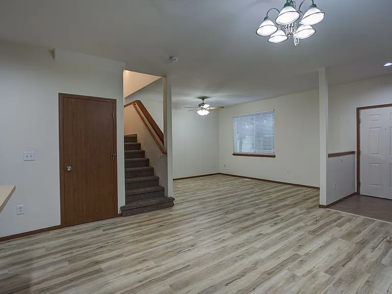 4628-4648 NE Lombard St — Photo 6