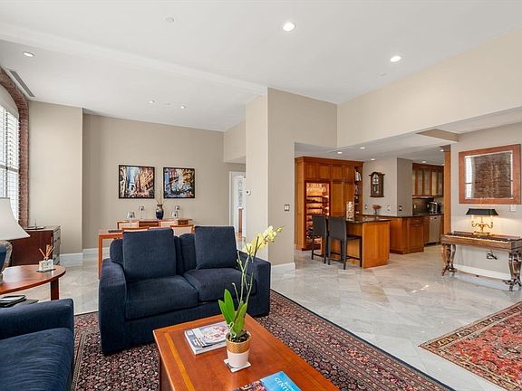 5th image of 6 Edgerly Pl Suite 402/403