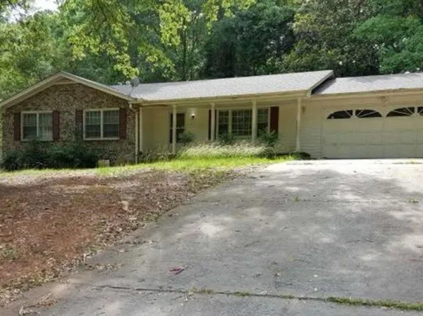 6495 Revena Dr, Morrow, GA 30260