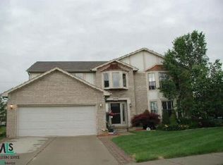 16349 Judiciary Dr, Macomb, MI 48044