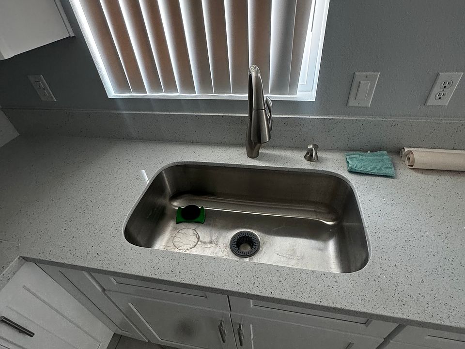 1st image of 6924 Cobblestone Ave
