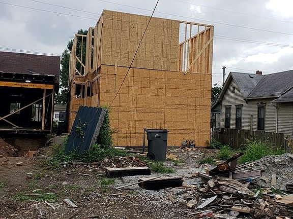 2nd image of 1506 S East St
