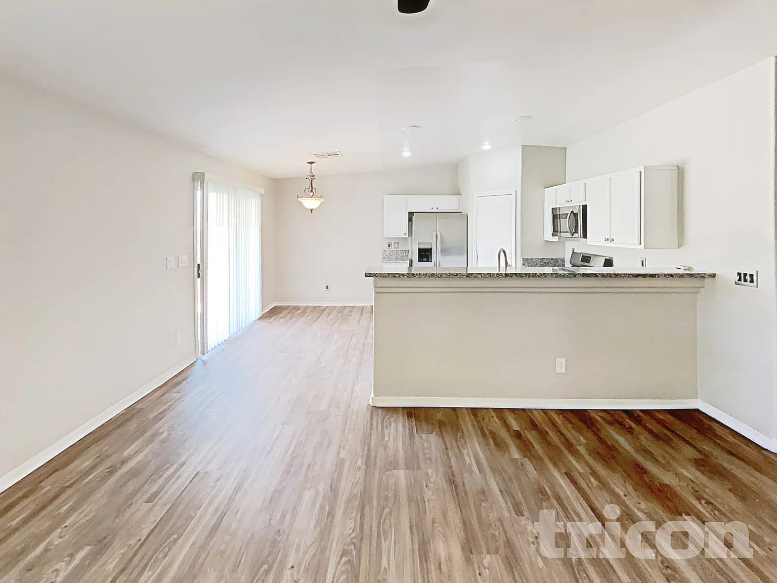 8142 Dancing Avenue Las Vegas NV — Photo 2