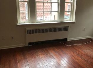 2125 Locust St APT 10, Philadelphia, PA 19103