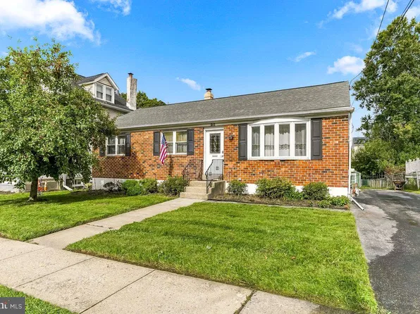 209 Henderson Ave, Ridley Park, PA 19078