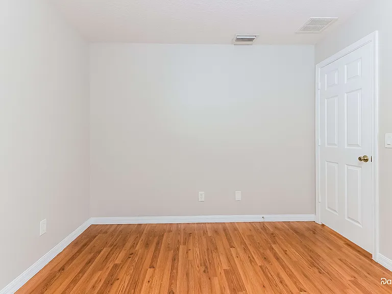 2257 SW Matheson Ter — Photo 9
