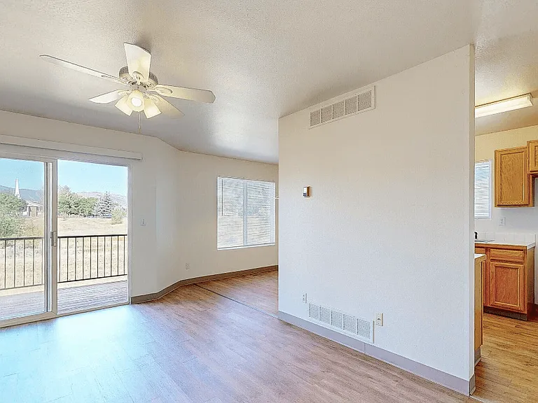 Glenmoor Townhomes — Photo 23