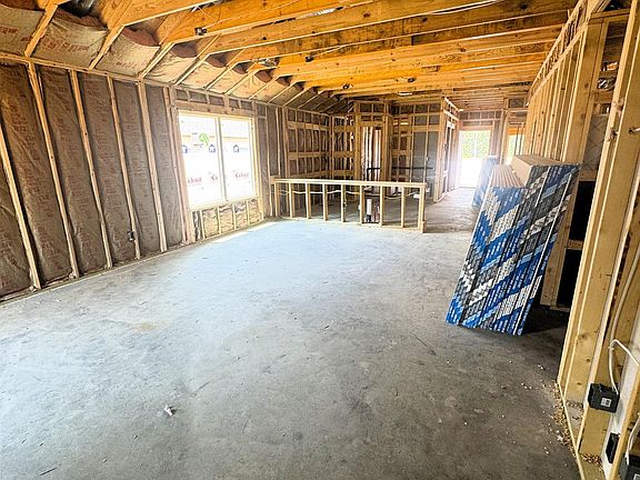 4th image of 1644 Rambling Brook Dr