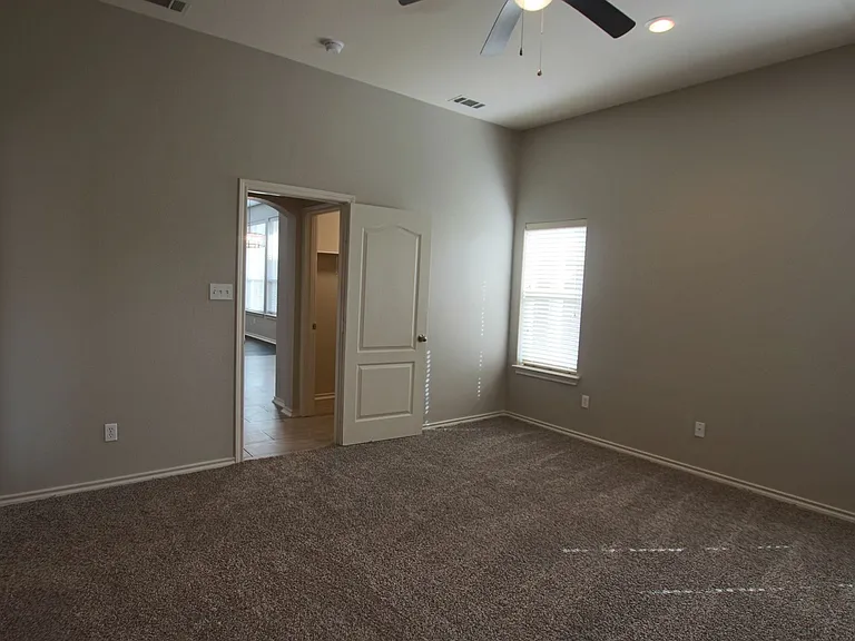 6021 Morning Mist Dr — Photo 20