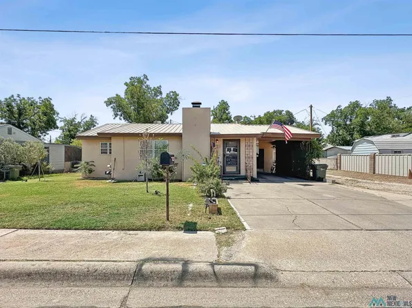 2313 Monte Vista St, Carlsbad, NM 88220